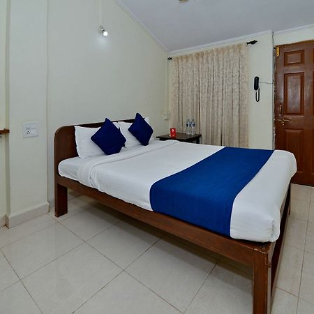 ארפורה Oyo 833 Hotel Prince Santosh Holiday Homes מראה חיצוני תמונה
